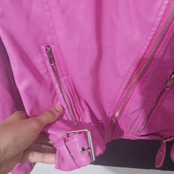 Women Pink Barbie style biker faux leather jacket - Picture 15 of 16